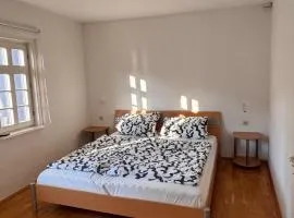 Voll ausgestattetes Apartment direkt in der City