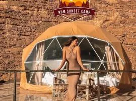 RUM SUNSET BUBBLES lUXURY CAMP