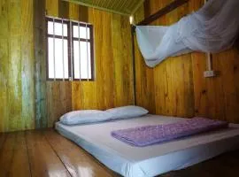 Nhà nghỉ Quang Hưng