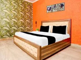 Super Hotel O Uttam Nagar Near Akash Hospital
