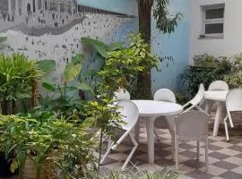 Hotel Raglan