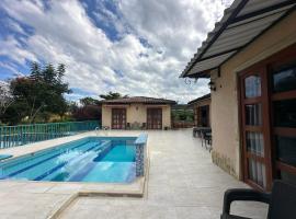 Finca Hotel del Bosque, lomam&ouml;kki kohteessa Montenegro