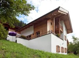 Chalet in Wald im Pinzgau near Ski Bus & Pool
