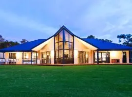 Chynoweth - Scenic Views and Secluded Luxury