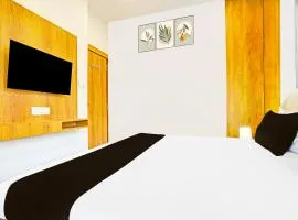 Super Collection O Adajan Formerly Hotel Western Inn