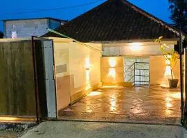 Raden Hill Villa n Pool