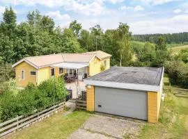 6 person holiday home in Ebeltoft