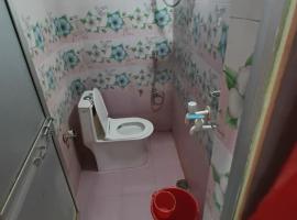 Avadh Dham guest house, hotel u gradu 'Ayodhya'