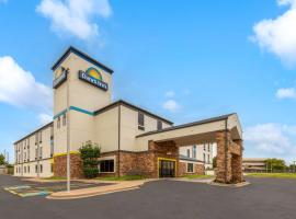 Days Inn by Wyndham Tulsa Central, Hotel in Tulsa