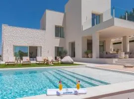 Villa Selena Antequera by Ruralidays