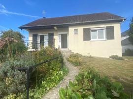 Cottage Stelie, hotel in Tocqueville-en-Caux