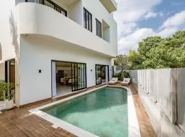Aya Townhouses - Prime Location Umalas