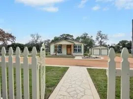 Upscale Home with Pool and FirePit - Close to Mercer St!