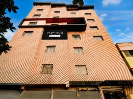 Super Townhouse VIP Road Formerly The Sky、コルカタにあるネータージー・スバース・チャンドラ・ボース国際空港 - CCUの周辺ホテル