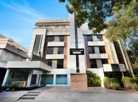 Super Townhouse Oak Kodambakkam Formerly Cine City