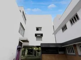 Super Townhouse Arcot Road Near Kauvery hospital