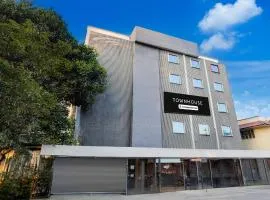 Super Townhouse Kanakpura Road Formerly Panchavati Comforts