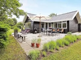 6 person holiday home in Karrebæksminde-By Traum