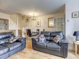 6 Torwood Gables