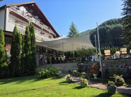 Pensiunea Mai, ski resort in Răşinari
