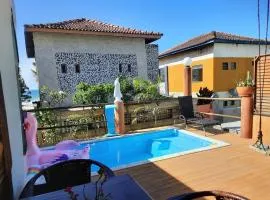 Chalé Pé na Areia e Piscina Privativa em Barra do Jacuípe