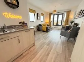 The Penthouse Margate, Balconies, Sea View, Gated Parking, Air Con!