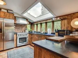 Bedford Retreat 15 Mi to Long Island Sound