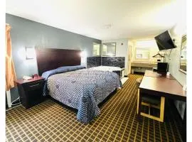 Lake Seminole Inn