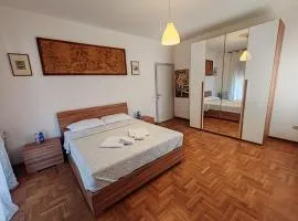 Tarak palace Inn