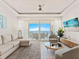 Luxury Oceanview Condo with Pool