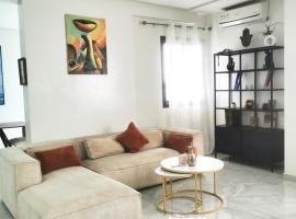 Appartement F3 Point E Spacieux Lumineux, levný hotel v destinaci Dakar