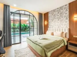 Le Jardin CoLiving B3 - Upscale Apt, Canggu center