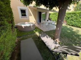 Villa en Provence 2 T3 jardin clos et SPA