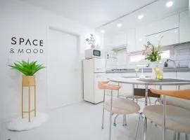 SPACE & MooD