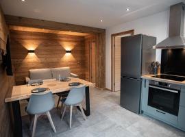 Appartement dans le Mercantour - accès PMR -, hotel en Saint-Étienne-de-Tinée