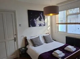 Ground floor double with en suite shower room