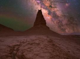 Over night White Desert safari trip, Glampingunterkunft in Bawiti