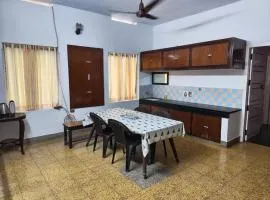 City-Center Temple Stay - 2BHK