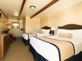 St James A8 - Historic Hotel Room