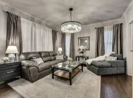 Boho 1BR Condo w Private fenced yard