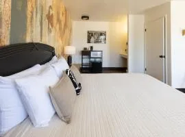 The Golden Spur Hotel
