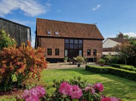Lays Barn, hotel in Rockland Saint Peter