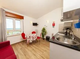 Rising Sun Top-Floor Flat