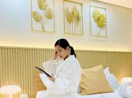 Tnzy Hush Pod at Baseline Prestige Fuente Osmeña Cebu City