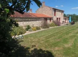 Gîte familial avec jardin clos à Falleron - FR-1-426-458
