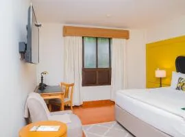 Hotel Los Portales
