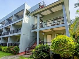 Suki Beach Resort "3-3" Family Aircon Room, hotel em Sorsogon