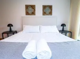 HOM I Edif frente a la Costanera 1D1B 4 PAX