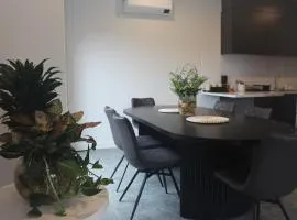 Springvale Family Friendly Home Best Location