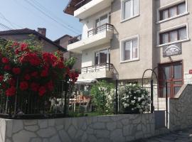 Mira Guest House, hotel em Dobrinishte